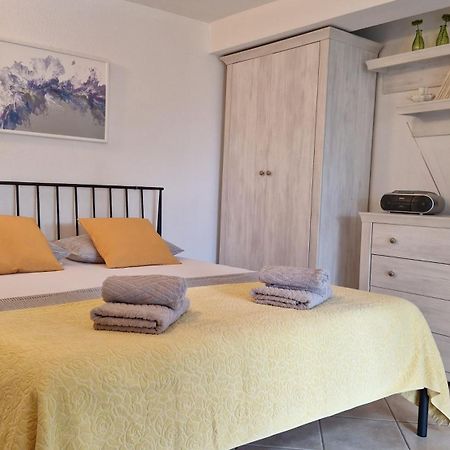 Apartman Karla Mostar Bagian luar foto