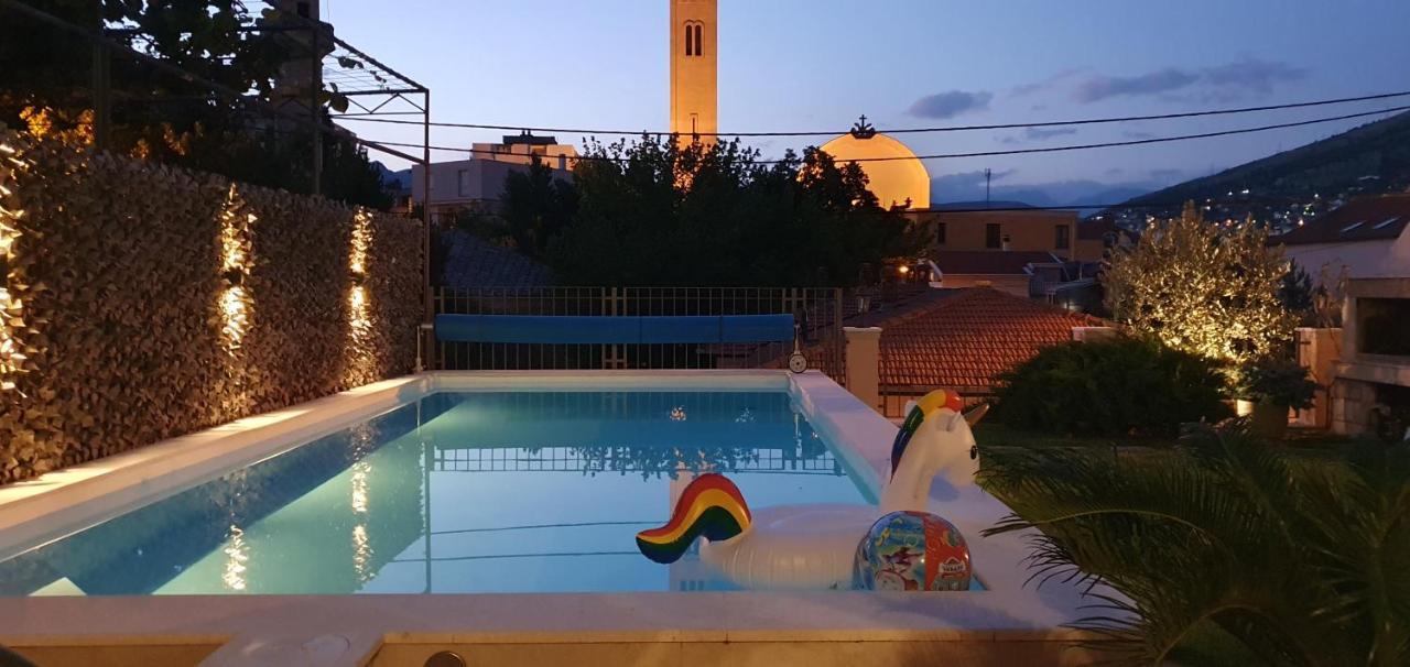 Apartman Karla Mostar Bagian luar foto