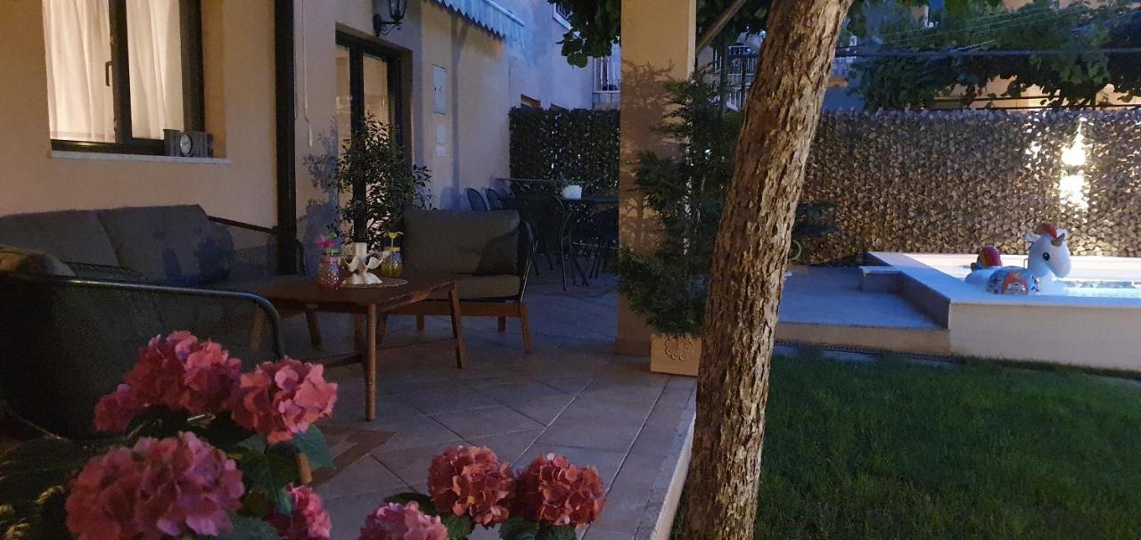 Apartman Karla Mostar Bagian luar foto